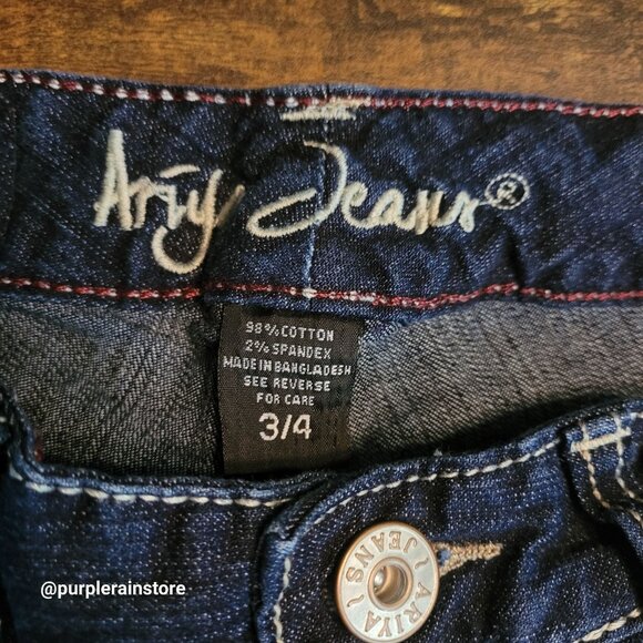 Ariya Cuffed Bermuda Shorts Size 4 Low Rise Button Flap Dark Wash Stretch Denim - Picture 3 of 11